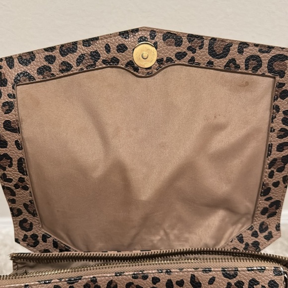 Freshly Picked Cheetah Diaper Backpack ll Size Medium - Picture 11 of 16